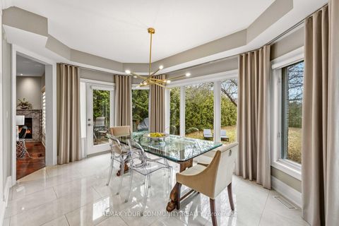 Photo 14 at 37 Vaughan Boulevard, Beverley Glen, Vaughan