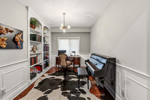 Photo 16 at 37 Vaughan Boulevard, Beverley Glen, Vaughan