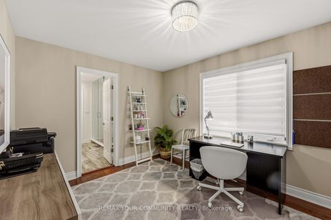 Photo 28 at 37 Vaughan Boulevard, Beverley Glen, Vaughan