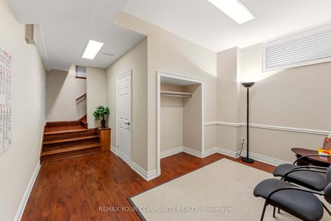 Photo 45 at 37 Vaughan Boulevard, Beverley Glen, Vaughan