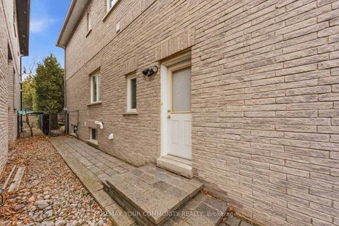 Photo 46 at 37 Vaughan Boulevard, Beverley Glen, Vaughan