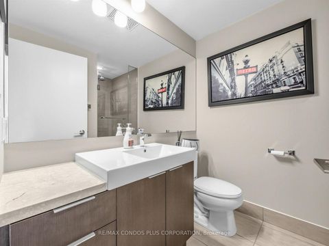 Photo 4 at 412 - 478 King Street W, Niagara, Toronto