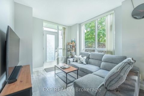 Photo 12 at 105 - 20 North Park Road, Beverley Glen, Vaughan