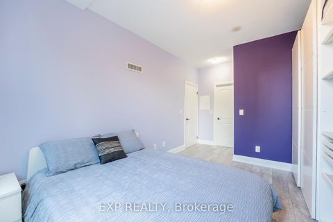 Photo 15 at 105 - 20 North Park Road, Beverley Glen, Vaughan