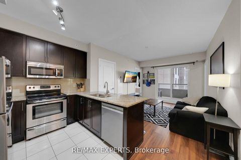 Photo 3 at 701 - 9255 Jane Street, Maple, Vaughan