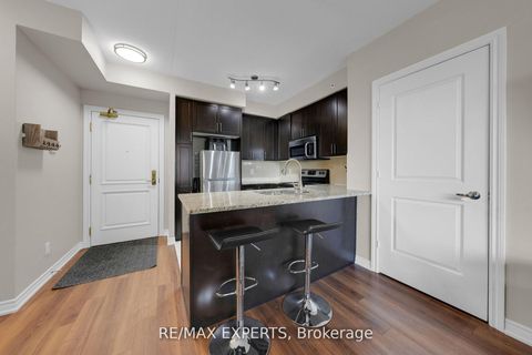 Photo 5 at 701 - 9255 Jane Street, Maple, Vaughan