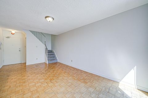 Photo 18 at 325 - 1455 Williamsport Drive, Applewood, Mississauga