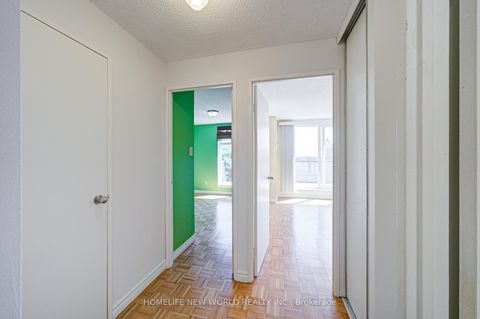 Photo 26 at 325 - 1455 Williamsport Drive, Applewood, Mississauga