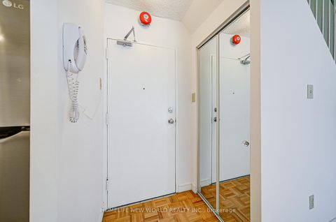 Photo 30 at 325 - 1455 Williamsport Drive, Applewood, Mississauga