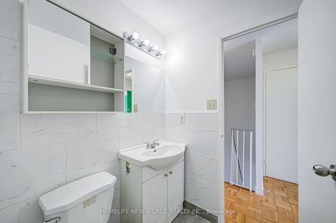 Photo 33 at 325 - 1455 Williamsport Drive, Applewood, Mississauga