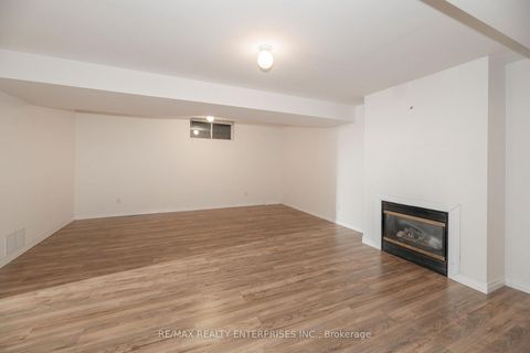 Photo 20 at 802 Coldstream Drive, Samac, Oshawa