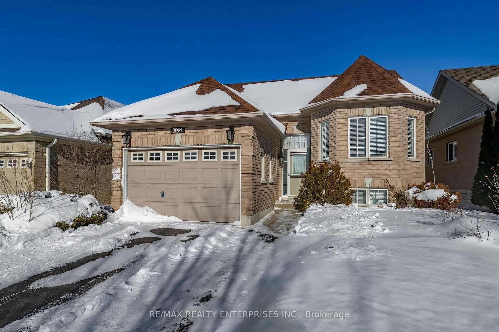 802 Coldstream Drive, Samac, Oshawa 