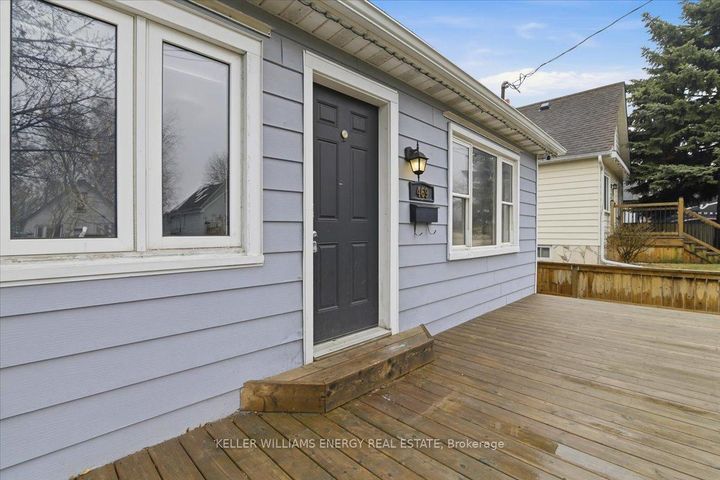 Photo 4 at 469 Montrave Avenue, Vanier, Oshawa