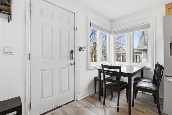 Photo 7 at 469 Montrave Avenue, Vanier, Oshawa