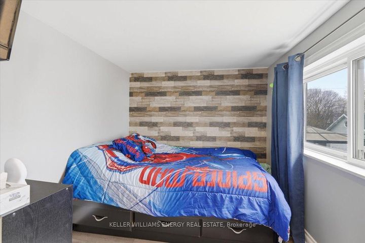 Photo 22 at 469 Montrave Avenue, Vanier, Oshawa