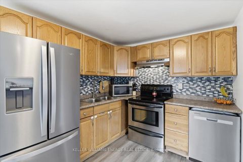 Photo 14 at 469 Montrave Avenue, Vanier, Oshawa