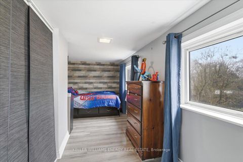 Photo 21 at 469 Montrave Avenue, Vanier, Oshawa