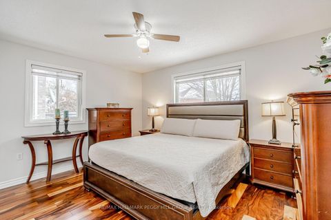 Photo 4 at 121 Sovereign's Gate, Shore, Barrie