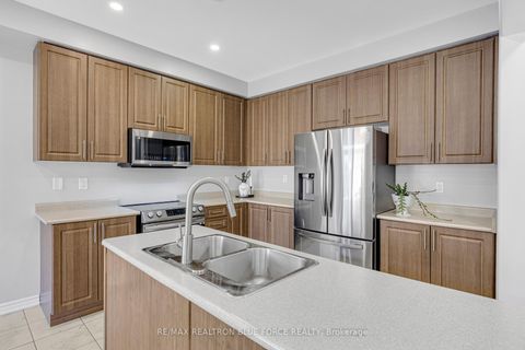 Photo 11 at 1231 Graham Clapp Avenue, Taunton, Oshawa