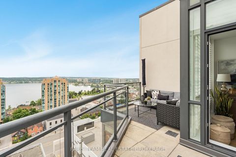 Photo 1 at GPH5 - 111 Worsley Street, City Centre, Barrie