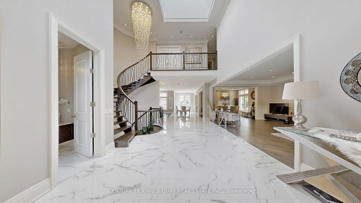 Photo 5 at 177 Newton Drive, Newtonbrook East, Toronto