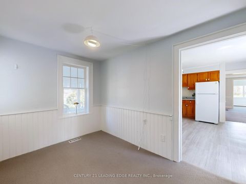 Photo 5 at 362 Victoria Road, Baldwin, Georgina