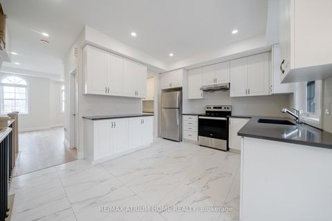 Photo 3 at 9797 Keele Street, Maple, Vaughan