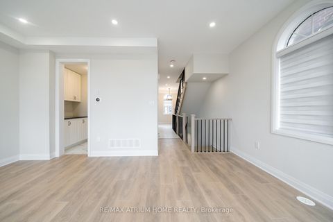 Photo 10 at 9797 Keele Street, Maple, Vaughan