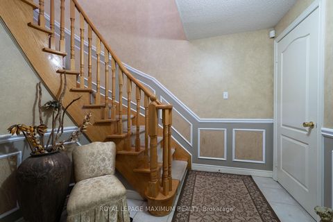 Photo 22 at 14 Mustang Road, Maple, Vaughan