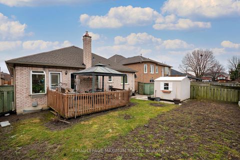 Photo 38 at 14 Mustang Road, Maple, Vaughan