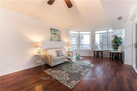 Photo 4 at 1713 - 310 Burnhamthorpe Road W, City Centre, Mississauga