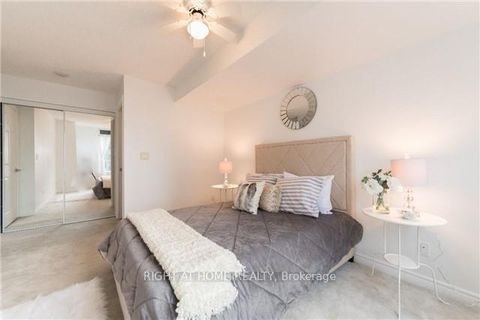 Photo 14 at 1713 - 310 Burnhamthorpe Road W, City Centre, Mississauga