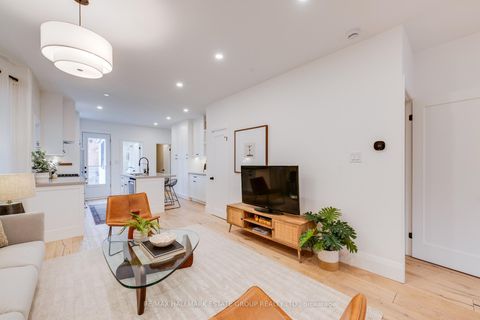 Photo 8 at 4 Adrian Avenue, Pellam Park, Toronto