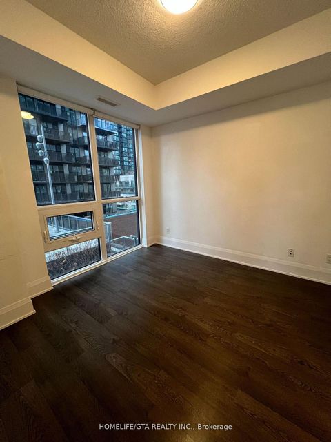 Photo 6 at 702 - 101 Erskine Avenue, Mount Pleasant East, Toronto