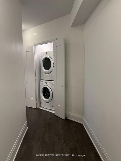 Photo 9 at 702 - 101 Erskine Avenue, Mount Pleasant East, Toronto