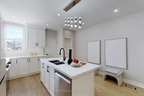 Photo 7 at 101 Marchmount Road, Wychwood, Toronto