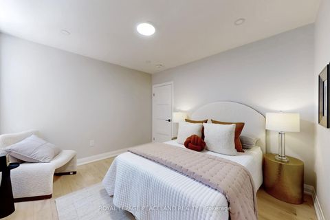 Photo 14 at 101 Marchmount Road, Wychwood, Toronto