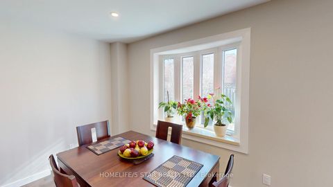 Photo 9 at 42 PILKINGTON Crescent, Brownridge, Vaughan