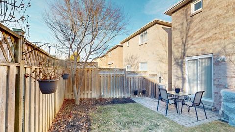 Photo 14 at 42 PILKINGTON Crescent, Brownridge, Vaughan