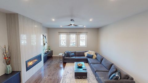 Photo 26 at 42 PILKINGTON Crescent, Brownridge, Vaughan