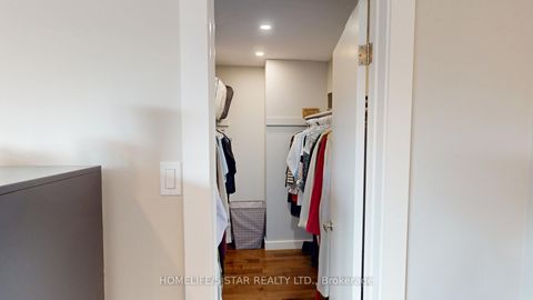 Photo 39 at 42 PILKINGTON Crescent, Brownridge, Vaughan