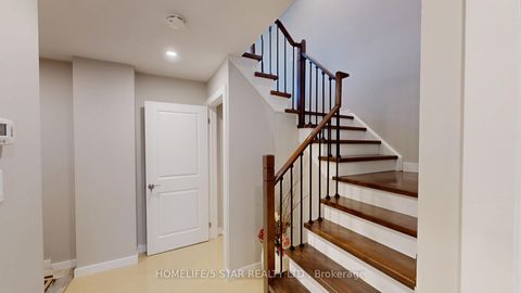 Photo 42 at 42 PILKINGTON Crescent, Brownridge, Vaughan