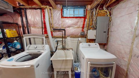 Photo 45 at 42 PILKINGTON Crescent, Brownridge, Vaughan