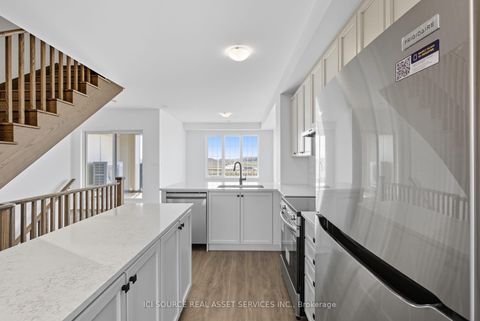 Photo 4 at 16 Pearen Lane, Rural Barrie Southwest, Barrie