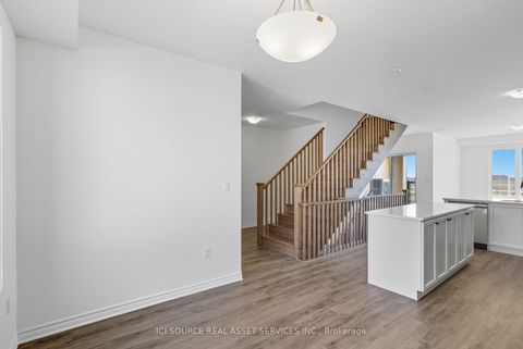 Photo 6 at 16 Pearen Lane, Rural Barrie Southwest, Barrie