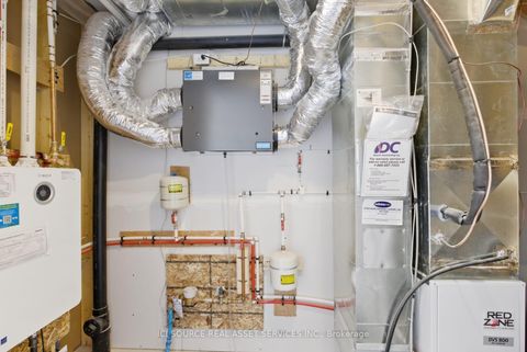 Photo 37 at 16 Pearen Lane, Rural Barrie Southwest, Barrie