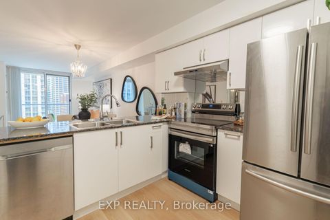 Photo 5 at 1603 - 801 Bay Street, Bay Street Corridor, Toronto