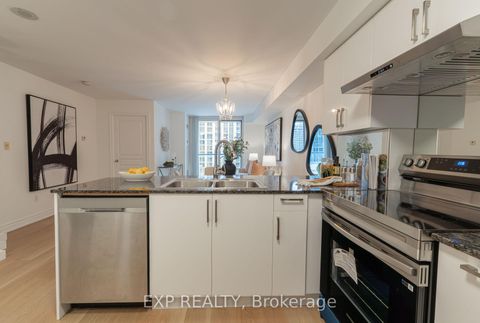 Photo 7 at 1603 - 801 Bay Street, Bay Street Corridor, Toronto