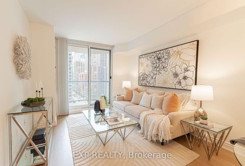 Photo 8 at 1603 - 801 Bay Street, Bay Street Corridor, Toronto