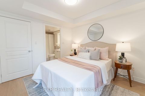 Photo 12 at 1603 - 801 Bay Street, Bay Street Corridor, Toronto